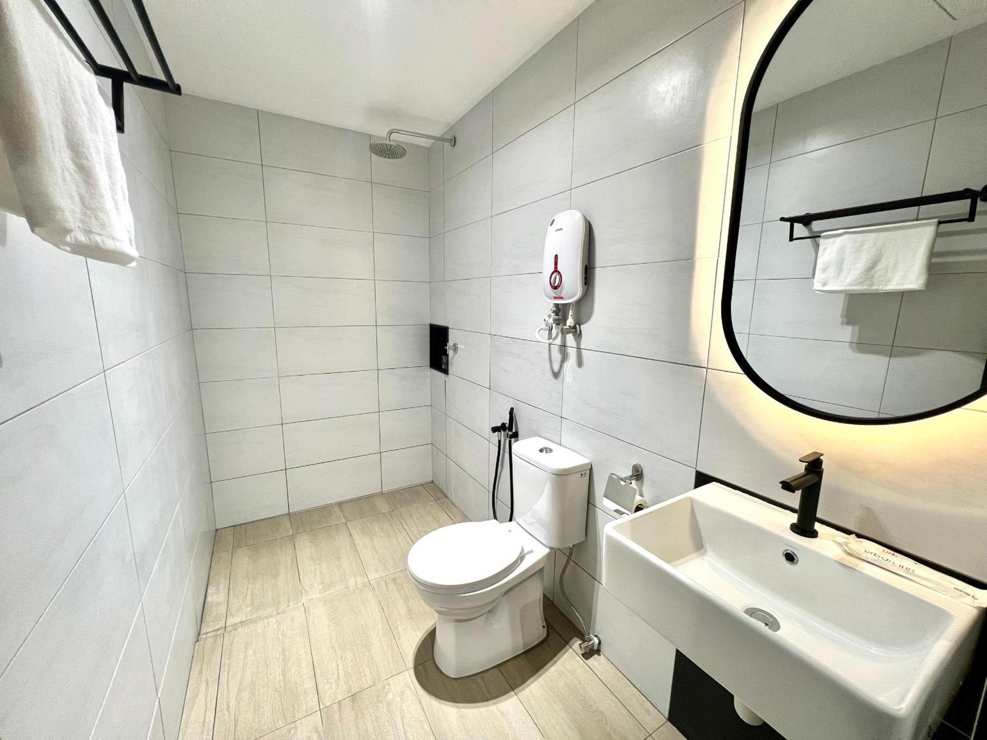 Urban Inn, Serai Wangi Padang Serai Esterno foto