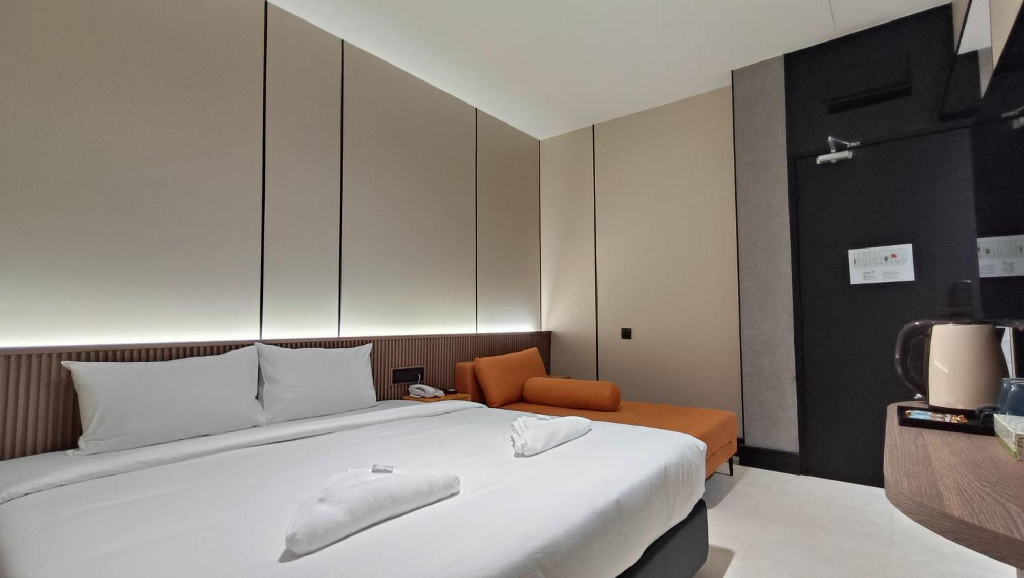 Urban Inn, Serai Wangi Padang Serai Esterno foto